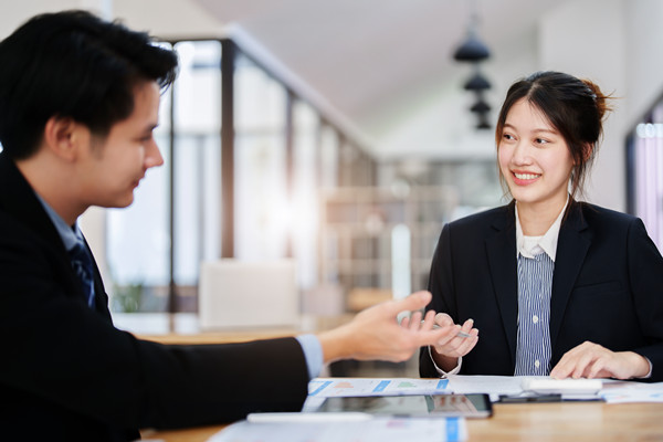 預(yù)算控制咨詢：協(xié)助企業(yè)建立控制體系，確保預(yù)算執(zhí)行