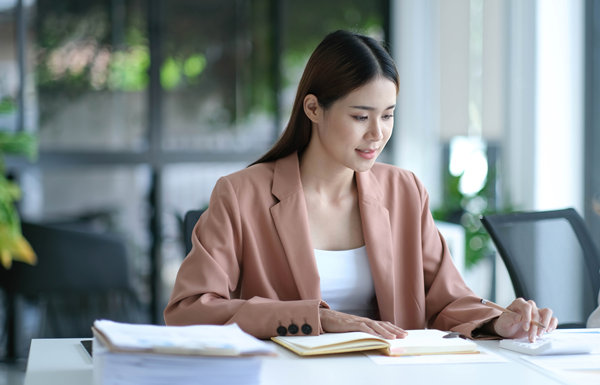 集團管控：統(tǒng)一財務(wù)管理，實現(xiàn)財務(wù)集中控制