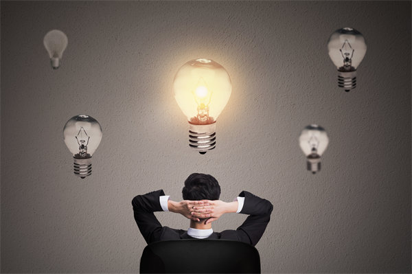 創(chuàng)新企業(yè)管理思維，激發(fā)員工潛能，推動企業(yè)騰飛