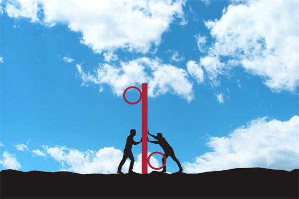 組織變革難推進(jìn)？管理咨詢(xún)?nèi)绾我龑?dǎo)順利過(guò)渡？