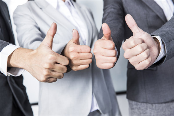 如何平衡員工個人績效與企業(yè)整體目標，實現(xiàn)雙贏？
