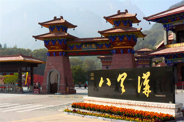 企業(yè)深陷瓶頸期，發(fā)展舉步維艱，新鄉(xiāng)戰(zhàn)略咨詢公司如何破局？