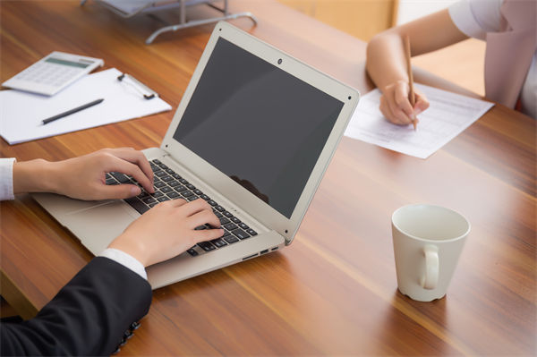 招聘總踩坑？人力資源管理如何精準(zhǔn)篩選適配人才？