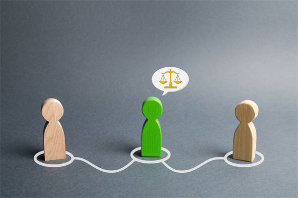 榮耀CEO承認(rèn)銷量非常困難，眾多企業(yè)的品牌戰(zhàn)略啟示